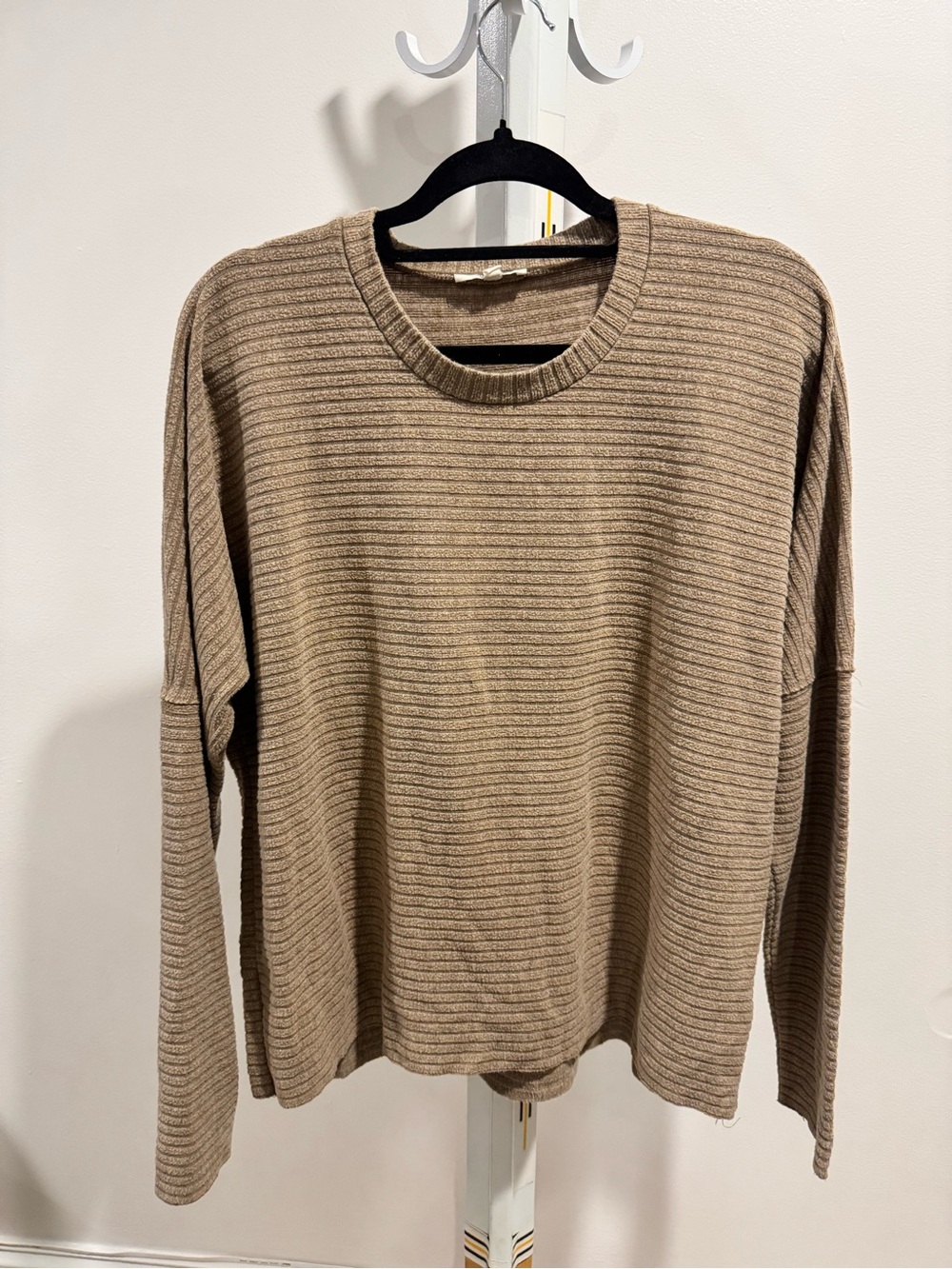Woman’s Ribbed Crewneck Sweater - Taupe